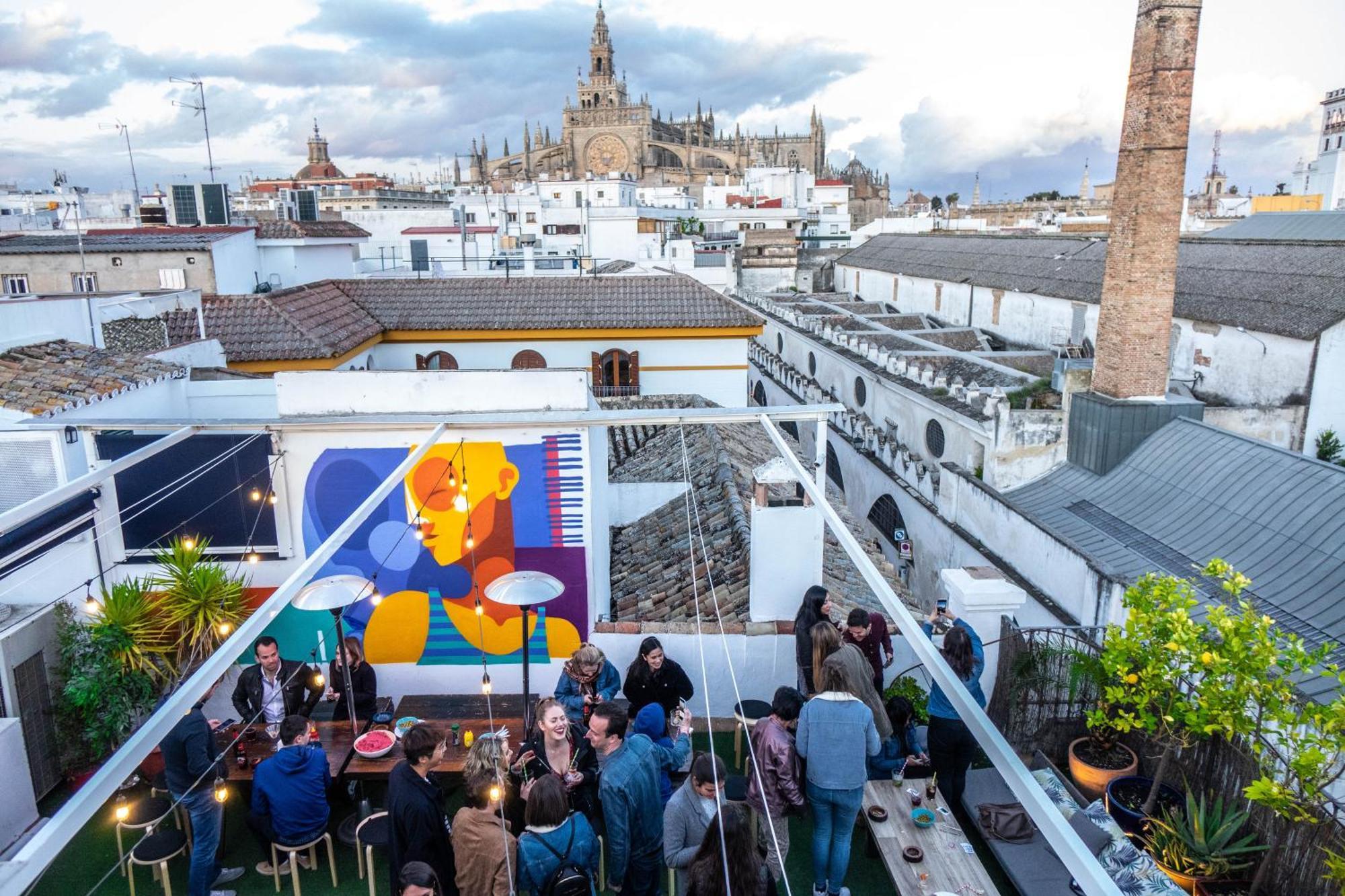 La Banda Rooftop Hostel Seville Exterior photo